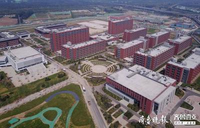 航拍透視 山東第一醫(yī)科大學(xué)濟(jì)南校區(qū)，一年建成的奇跡與電力系統(tǒng)安裝探秘